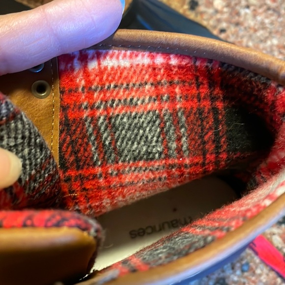 Winter Boots - Picture 6 of 7